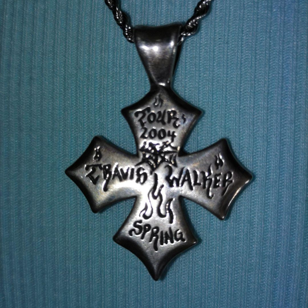 TW Travis Walker Cross Flame Tour 2004 Necklace #1213