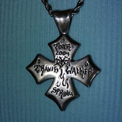 TW Travis Walker Cross Flame Tour 2004 Necklace #1213