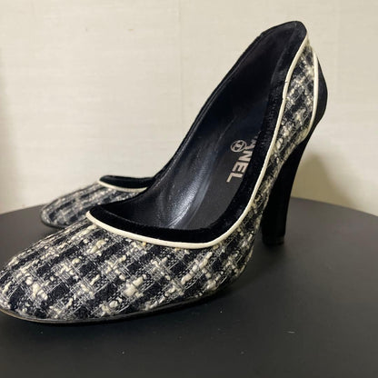 CHANEL Shoes Pumps Heel EU 36 US 6 Tweed Black White Authentic