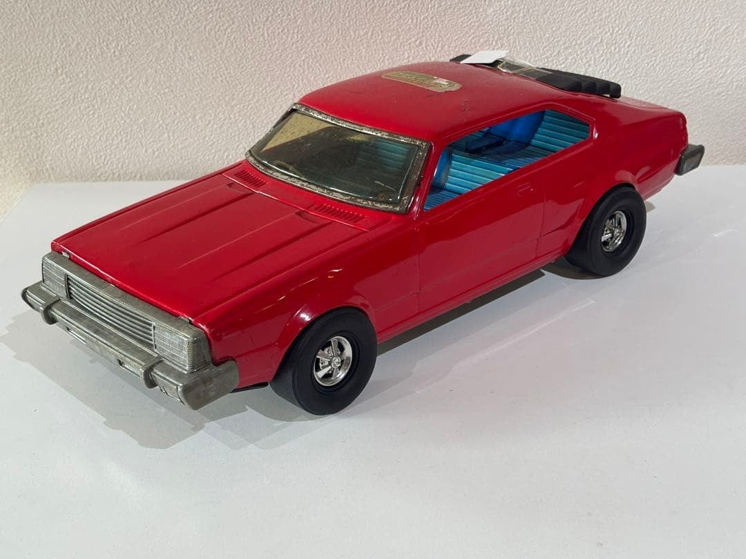 1970s Showa Retro Nissan Gloria Skyline 70's