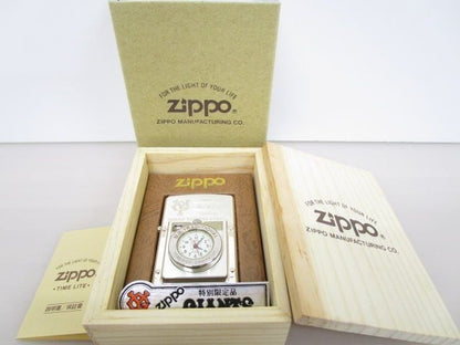Zippo Limited Edition Tokyo Yomiuri Giants with Watch Unused