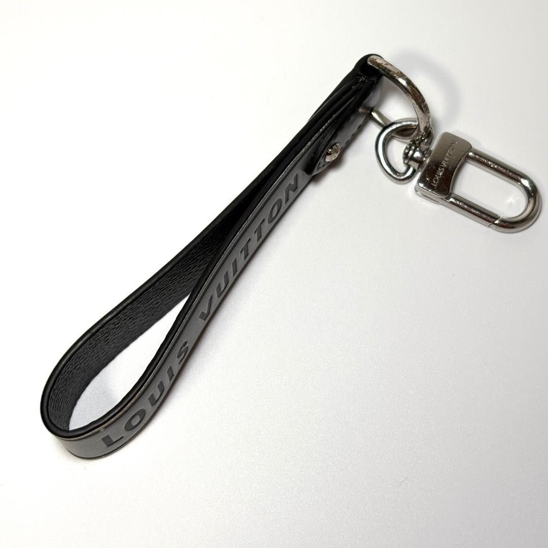 LOUIS VUITTON Monogram Eclipse Reverse Key Holder Capital LV M00337 Auth 121488