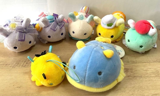 Palm-Sized Yumemiushi Sea Slug Plush Set