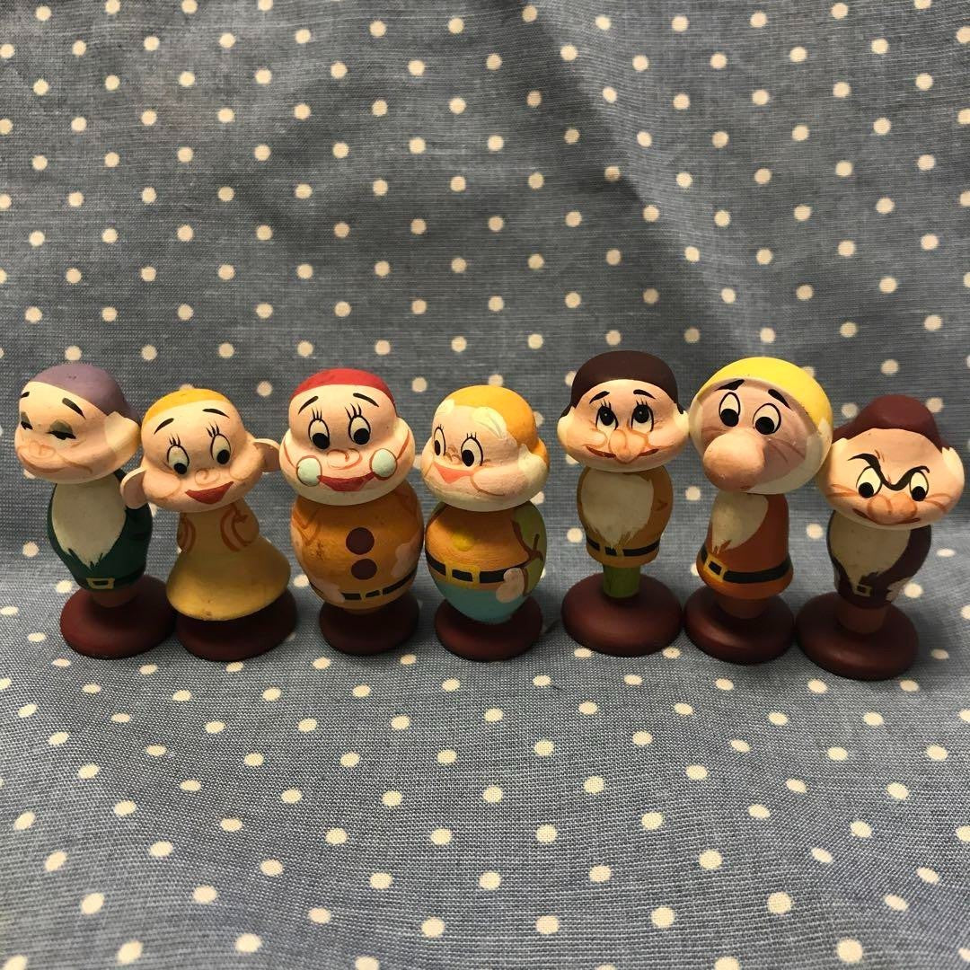 Disney Antique Snow White 7 Dwarfs Manga Kokeshi Dolls
