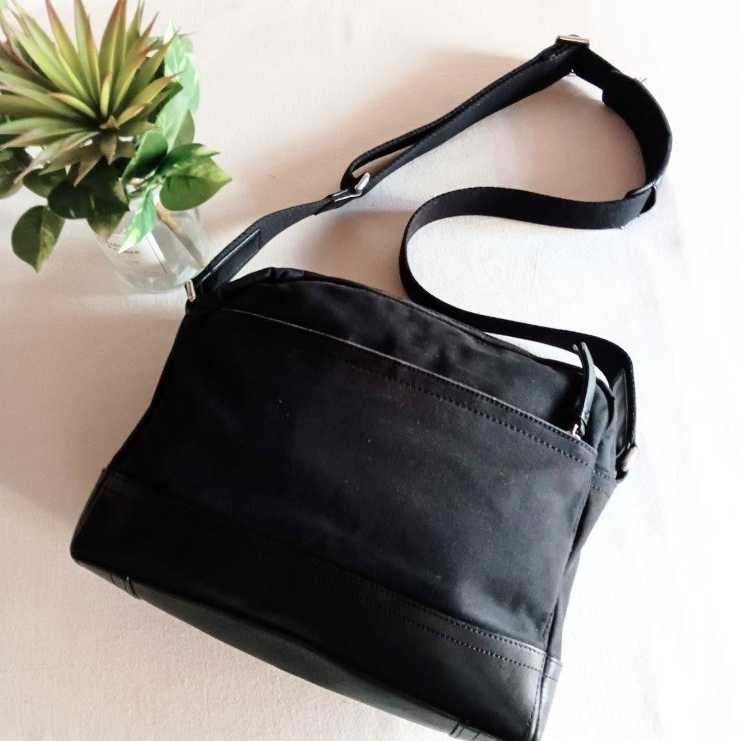 Coach Vintage Black Shoulder Bag Canvas Nylon with Leather Trim Large Crossbody
