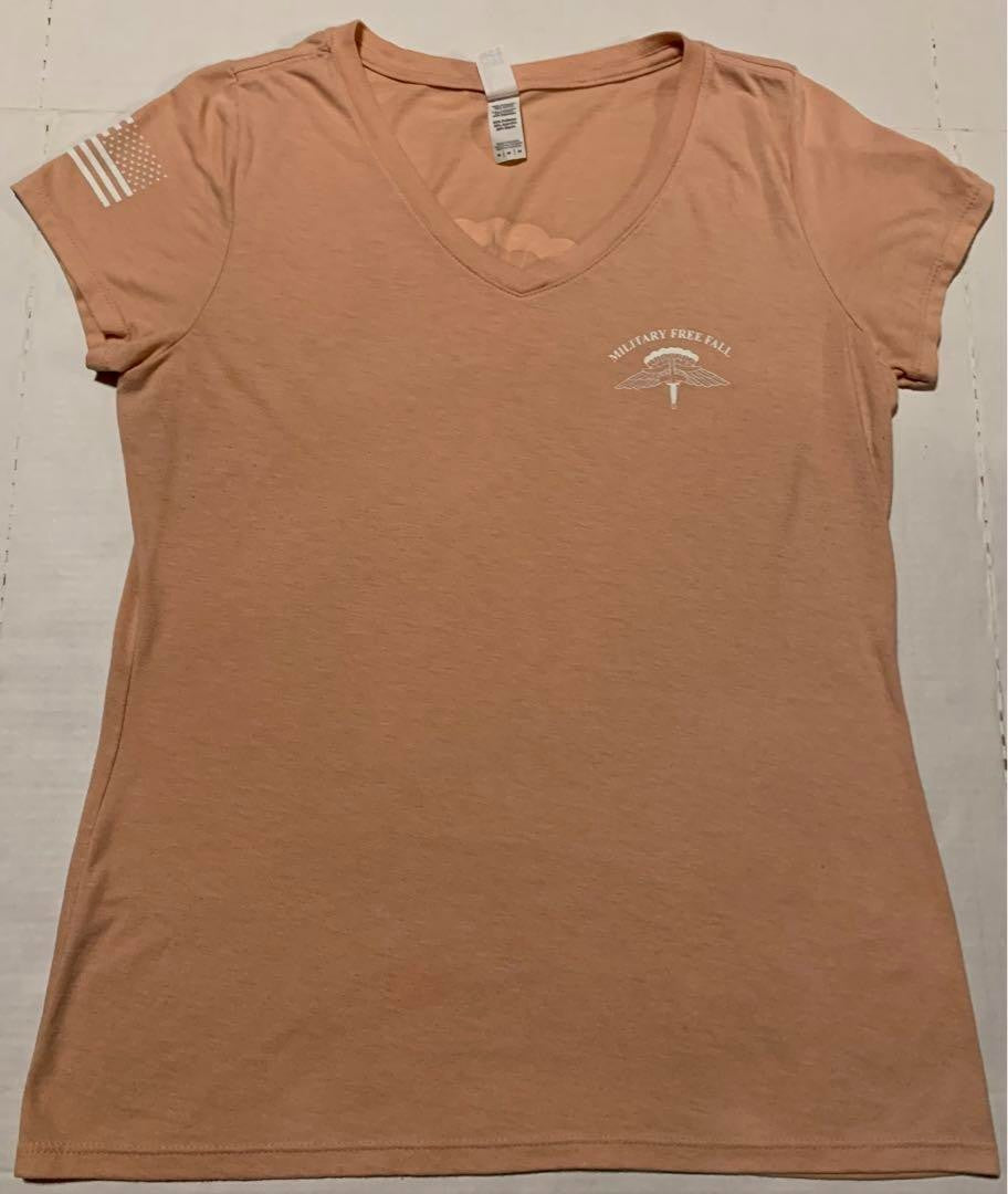 U.S. Military T-Shirt Parachute Unit USA Vintage Clothing