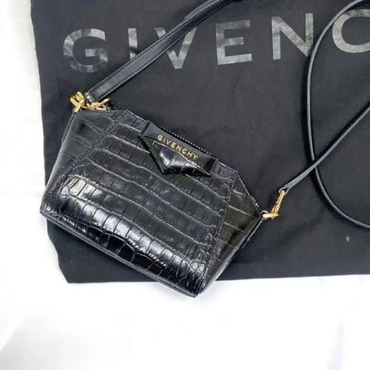GIVENCHY Antigona Nano Mini shoulder Bag Black Leather Gold Hardware Used