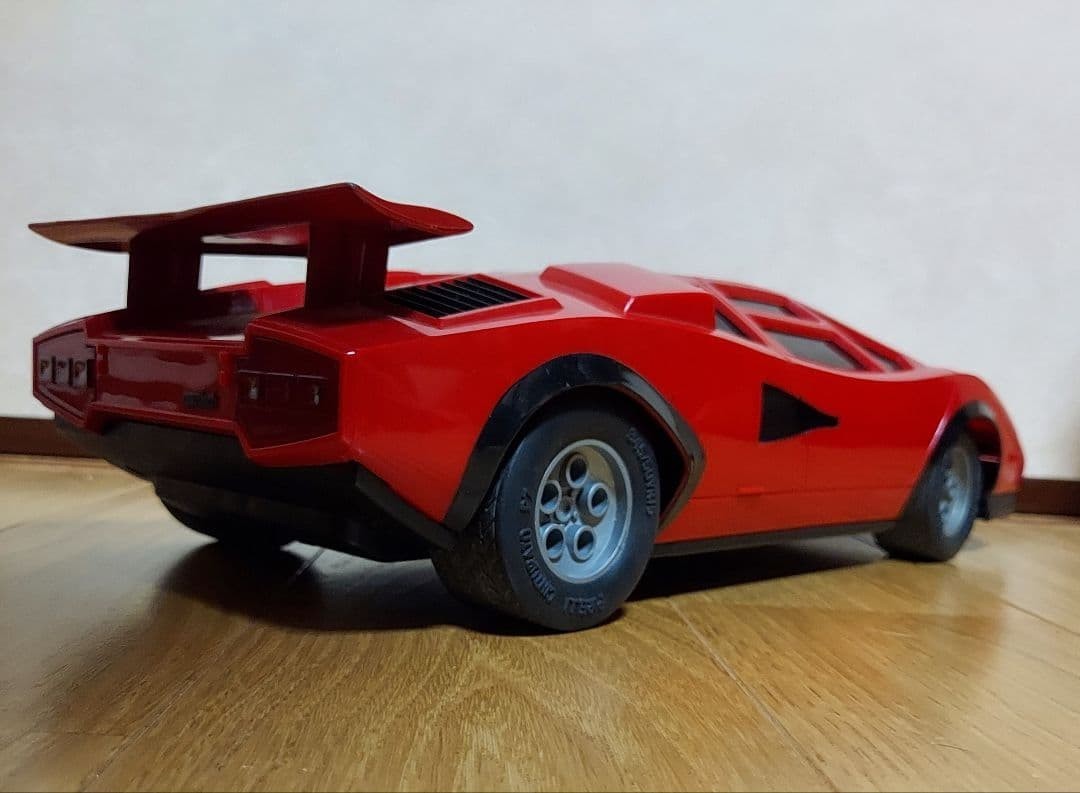 Lamborghini Countach LP500 Showa Retro Toy Radio-Controlled Car Atcomi Super