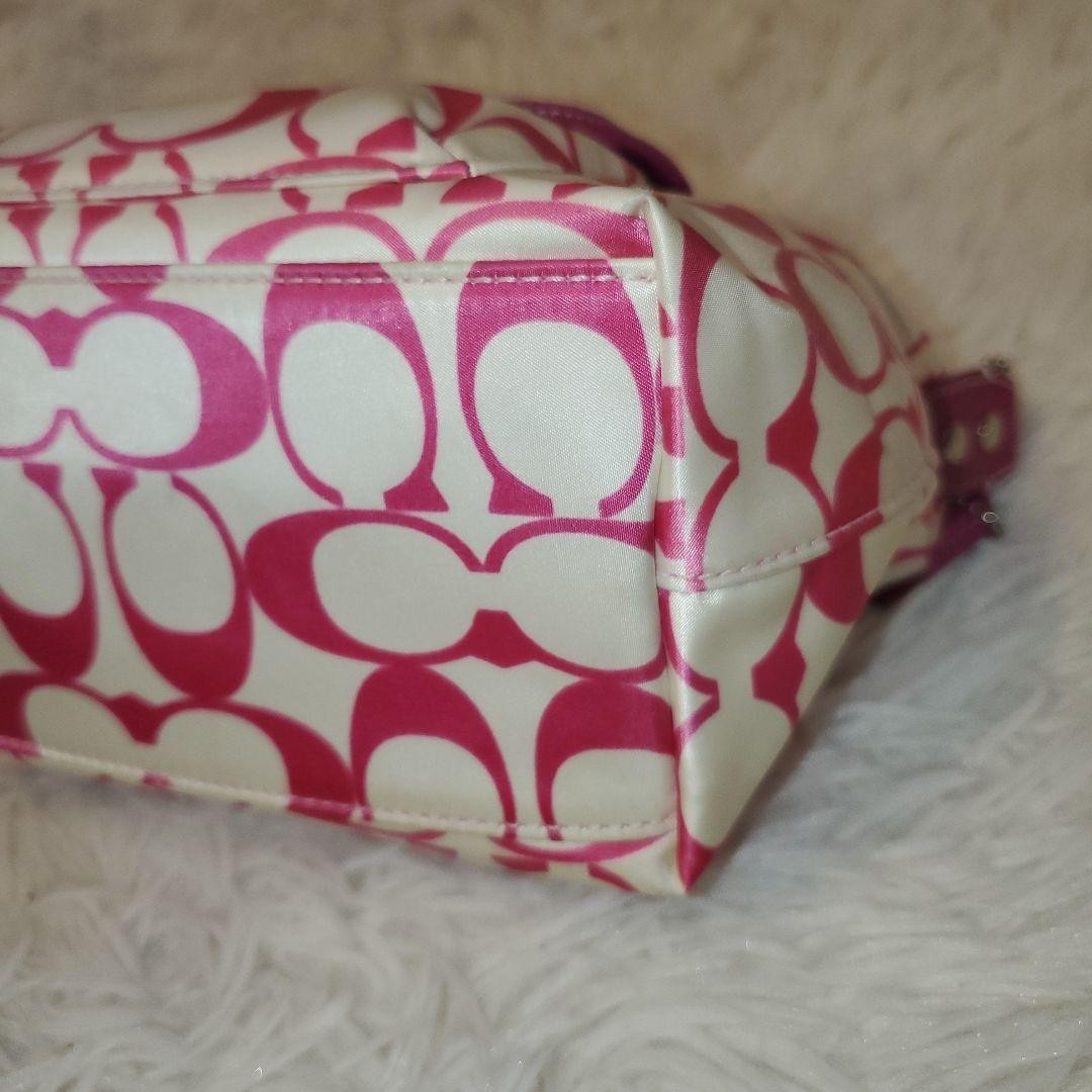 Rare Color COACH Signature Accessory Pouch Pink 13a