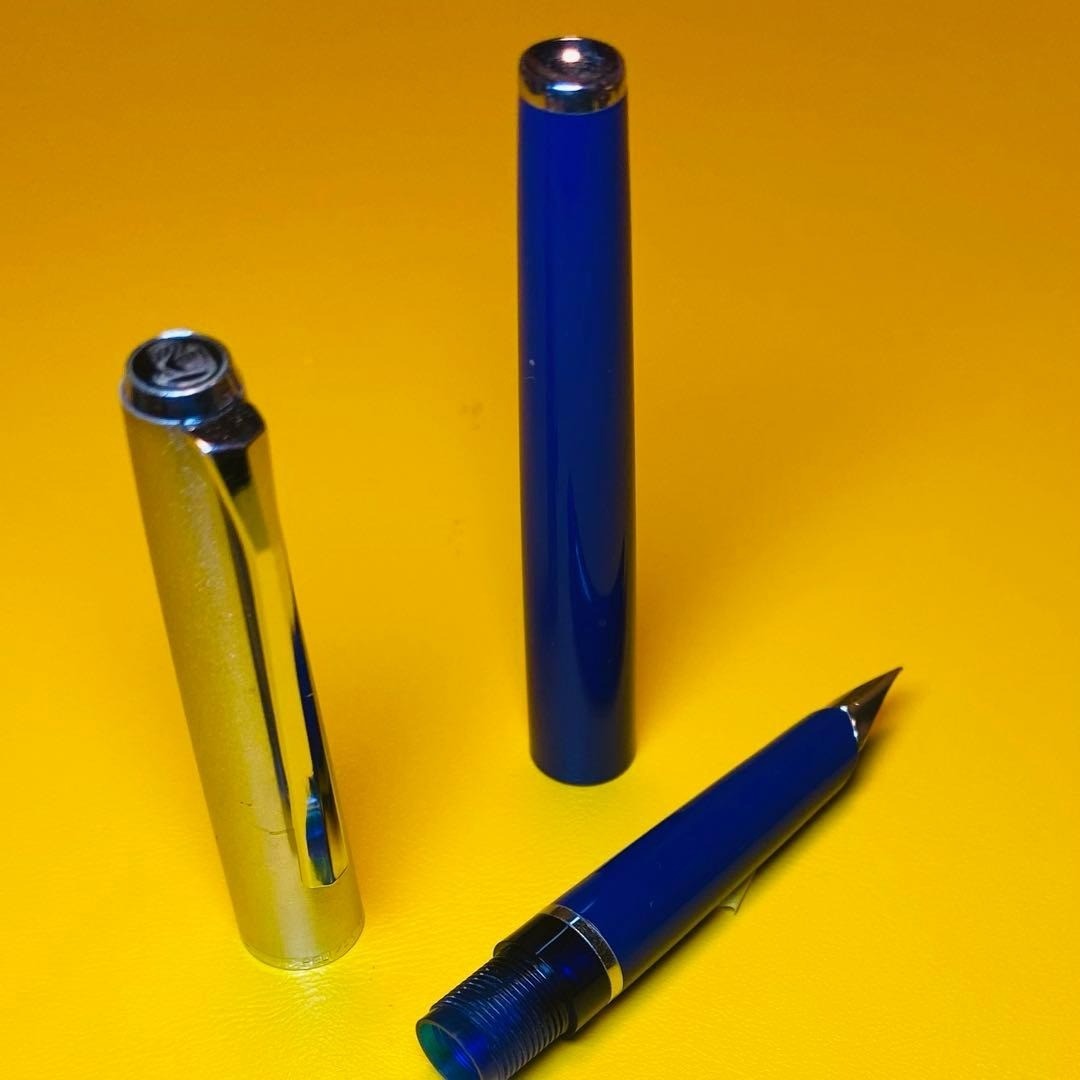Vintage Pelikan Fountain Pen Blue Steel Nib F-like Nib 1970s Rare