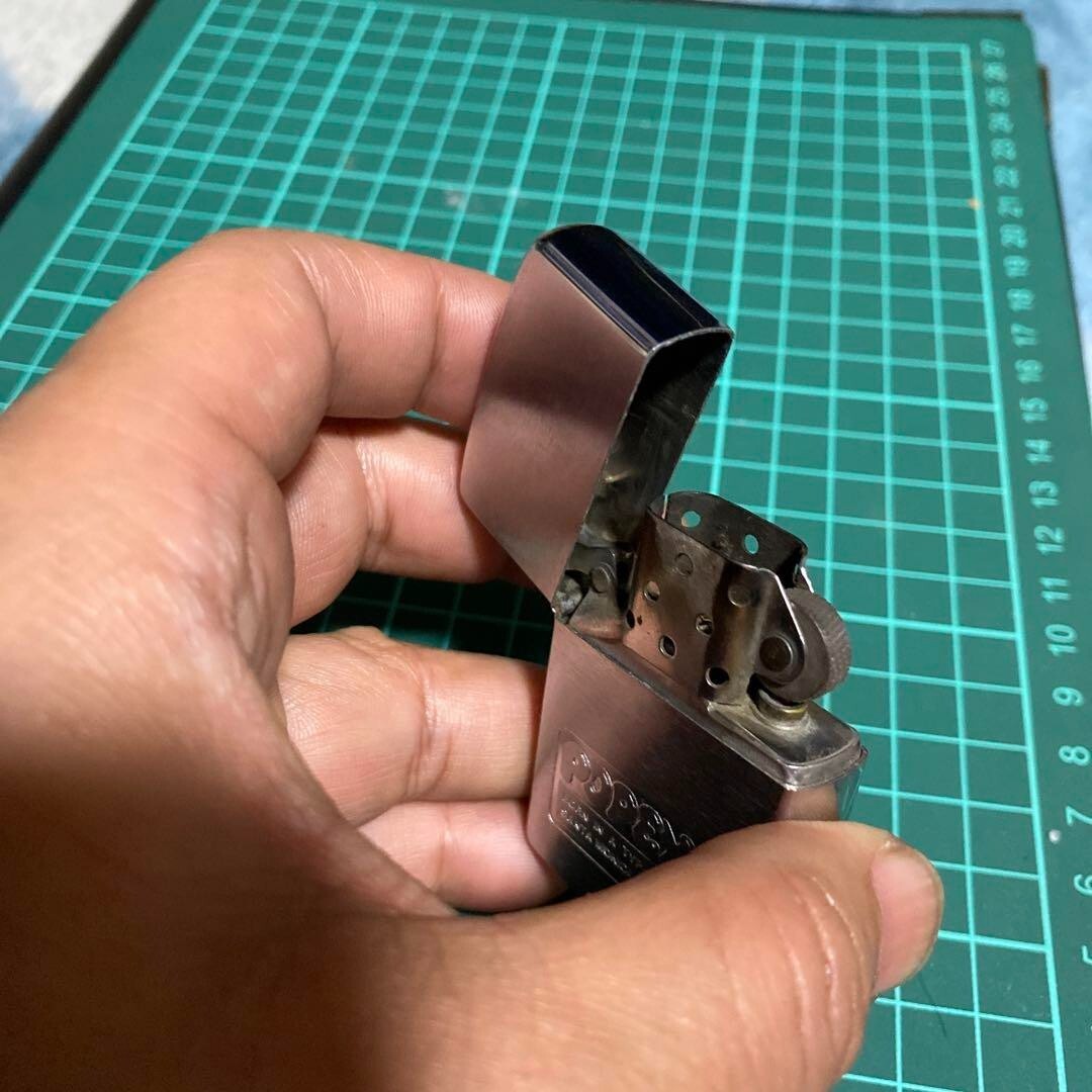 Zippo Lighter 14 Out Of Print Rare Popeye Magazine House