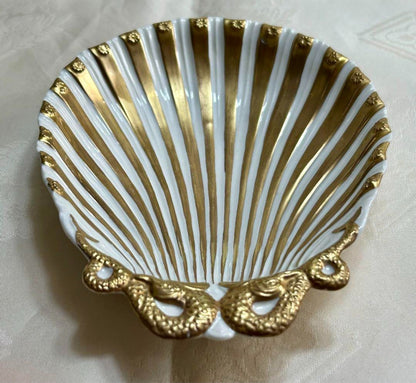 PORCELLANE VILLARI White Gold Shell Dish Plate 15.5cm x 12.5cm