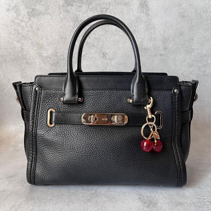 Coach 2way Leather Shoulder Bag Navy Pebbled Gold Turn Lock Detachable Strap