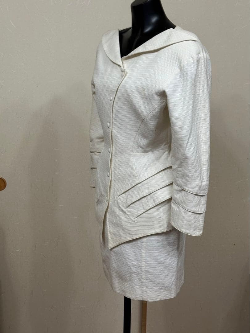 Thierry Mugler White Suit Jacket Skirt Set size 9AR