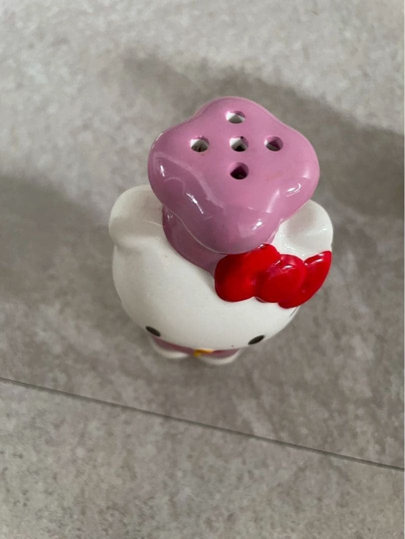 Rare item Sanrio Hello Kitty ceramic seasoning container set, retro Heisei era