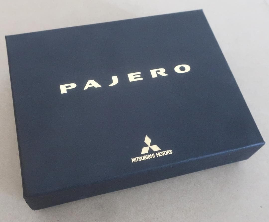 Vintage MITSUBISHI PAJERO Magnet Golf marker NEW "Super rare" from Japan